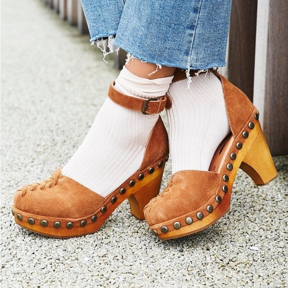 Free People x Jeffery Campbell Suede  Clog Heels - Picture 2 of 8